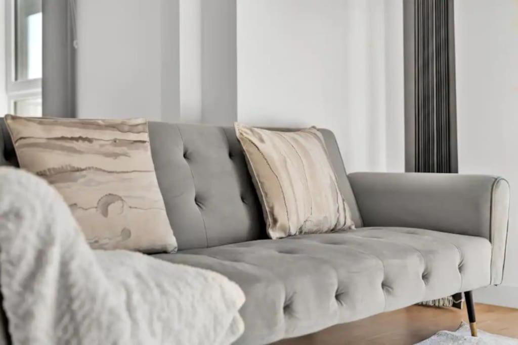 Appartamento Deluxe 1 Bed In Colindale Wembley With Freewifitv Londra Esterno foto